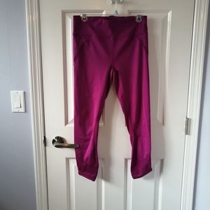 Bright pink fabletics leggings